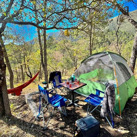 Camping En La Sierra De Arteaga Los Lirios Eksteriør bilde